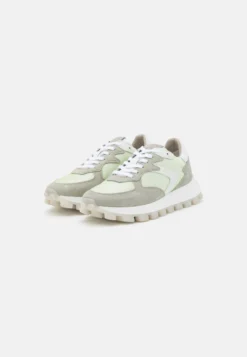 Tamaris Sneakers Laag - Sage 8 Tamaris Sneakers Laag - Sage -Tamaris Verkoopwinkel 01ec3cfd15994a8f9efda15b86ca4663 scaled