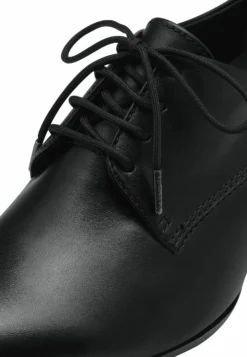 Tamaris Trotteur - Veterschoenen - Black 10 Tamaris Trotteur - Veterschoenen - Black -Tamaris Verkoopwinkel 132d5ba0a0c944faa763528213185841