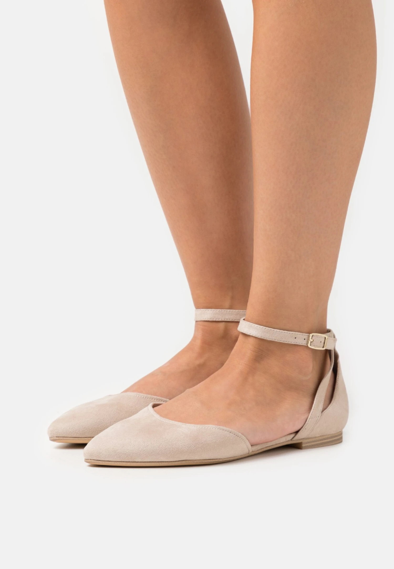 Tamaris Ballerina'S Met Enkelbandjes - Taupe 1 Tamaris Ballerina'S Met Enkelbandjes - Taupe