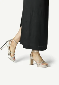 Tamaris Sandalen Met Hoge Hak - Light Gold