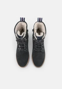 Tamaris Veterboots - Navy 11 Tamaris Veterboots - Navy -Tamaris Verkoopwinkel 3137bd4a021443e181734520f0ebb1e1 scaled
