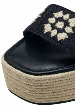 Tamaris Sandalen Met Plateauzool - Black Comb -Tamaris Verkoopwinkel 32bc9d3d7fb0469492a11258592bee3c