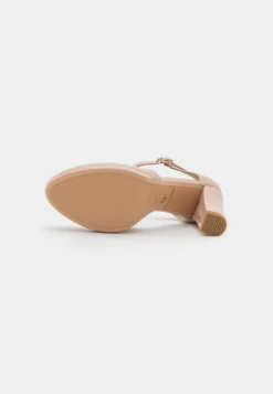 Tamaris Plateaupumps - Nude 10 Tamaris Plateaupumps - Nude -Tamaris Verkoopwinkel 3f4791a9a9844d19950a09cfe1034862 scaled
