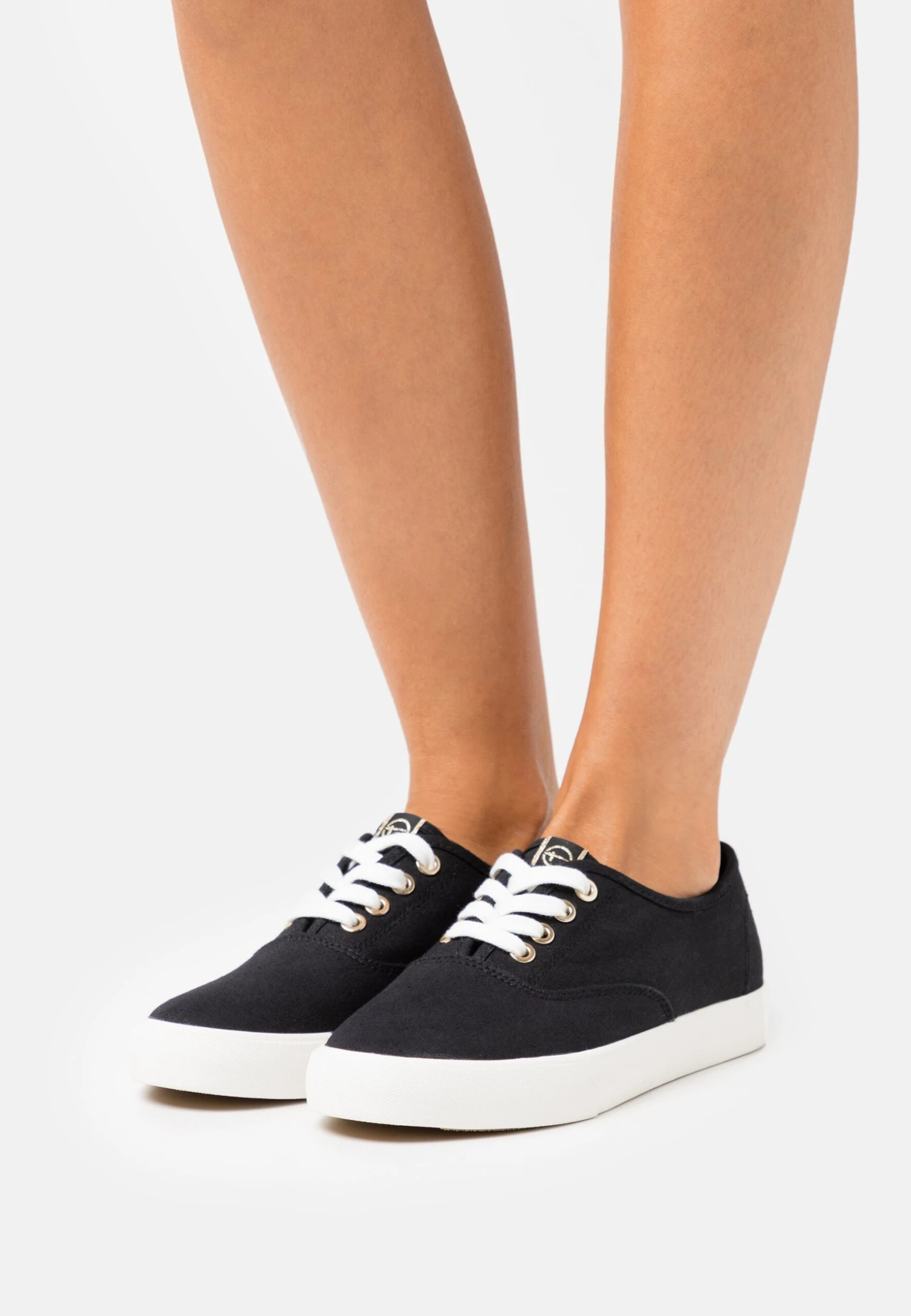 Tamaris Sneakers Laag - Black/Gold 1 Tamaris Sneakers Laag - Black/Gold