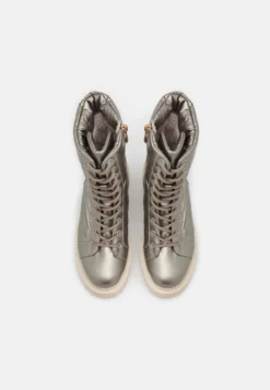 Tamaris Snowboots- Champagne 11 Tamaris Snowboots- Champagne -Tamaris Verkoopwinkel 5b4d5589127e4b0fae048803ea2d49d6 scaled