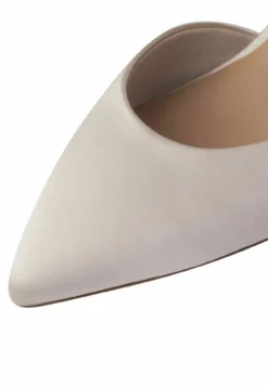 Tamaris Hoge Hakken - Champagne -Tamaris Verkoopwinkel 62160fefc4764f73b75d3dae1c5f4194