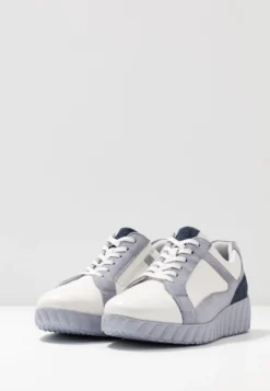 Lace-Up - Sneakers Laag - Sky -Tamaris Verkoopwinkel 6a57d0f490094598af95c635fec74a3f scaled