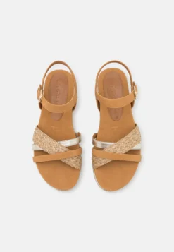 Tamaris Sandalen - Camel 11 Tamaris Sandalen - Camel -Tamaris Verkoopwinkel 76465d4aa0e44463b30a9a56ff34001f scaled