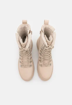 Tamaris Snowboots- White -Tamaris Verkoopwinkel 77edfce1cac441848d959402fc74dbc9 scaled