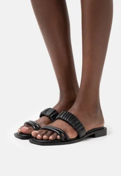 Tamaris Muiltjes - Black