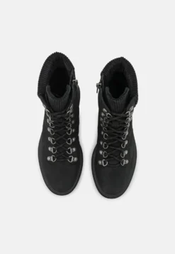 Tamaris Veterboots - Black 11 Tamaris Veterboots - Black -Tamaris Verkoopwinkel 8cfc4972d66b4eed82ee42df4c14db91 scaled