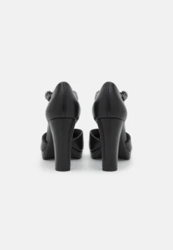 Tamaris Plateaupumps - Black Matt -Tamaris Verkoopwinkel 8f310582a2f9436fa40bf9bd6b173f7d scaled