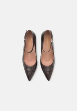 Klassieke Pumps - Mahogany 9 Klassieke Pumps - Mahogany -Tamaris Verkoopwinkel 989ce600b74d40d899b549638a2f3bf2 scaled