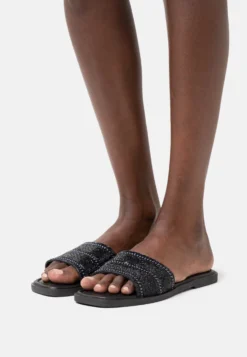 Tamaris Muiltjes - Black Glam