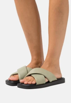 Tamaris Muiltjes - Sage/Black