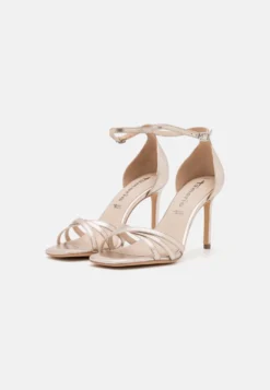 Tamaris Sandalen - Light Gold 8 Tamaris Sandalen - Light Gold -Tamaris Verkoopwinkel a491c2f911f5432dbc04d201398f6741 scaled