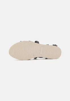 Tamaris Sandalen Met Plateauzool - Navy -Tamaris Verkoopwinkel a5b383557ccb4668b94bf5577fbd444a scaled