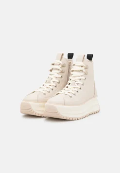 Tamaris Sneakers Hoog - Ivory -Tamaris Verkoopwinkel ad3a632ecfc4457495ab9e0f9dd92c37 scaled