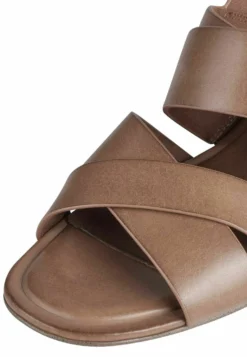 Tamaris Sandalen - Nut Uni 10 Tamaris Sandalen - Nut Uni -Tamaris Verkoopwinkel af273aad081046979a5650d8a67637ac