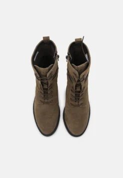 Tamaris Veterboots - Olive -Tamaris Verkoopwinkel c12eb0bc5f714c668a3cec58f3aded52 scaled