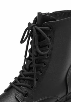 Tamaris Veterboots - Black Matt 10 Tamaris Veterboots - Black Matt -Tamaris Verkoopwinkel cc6544ba4716496d81fa8ac9ed584f58