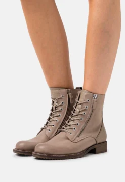 Tamaris Veterboots - Taupe