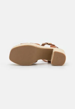 Tamaris Sandalen Met Hoge Hak - Cognac -Tamaris Verkoopwinkel d4d1f665b1e94e5f8fa3f8f307e90a6c scaled