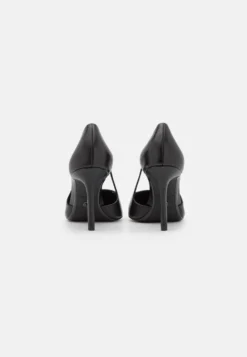Tamaris Klassieke Pumps - Black 9 Tamaris Klassieke Pumps - Black -Tamaris Verkoopwinkel d4dc804ffada41a394b9c73d800baf4c scaled