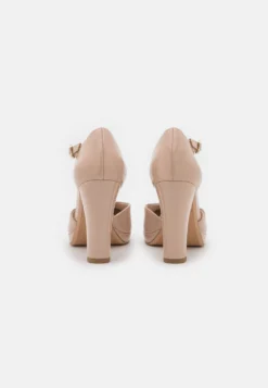 Tamaris Plateaupumps - Nude 9 Tamaris Plateaupumps - Nude -Tamaris Verkoopwinkel ecdeea1d081449e1a1de823fbb1891f3 scaled