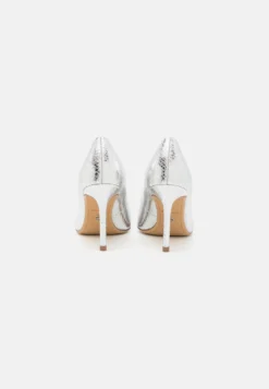 Tamaris Klassieke Pumps - Silver 9 Tamaris Klassieke Pumps - Silver -Tamaris Verkoopwinkel fc19eabdfbb24392822d5fb78cc019c1 scaled